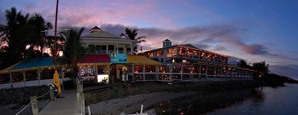 Capt Hirams Resort Sebastian Exterior foto